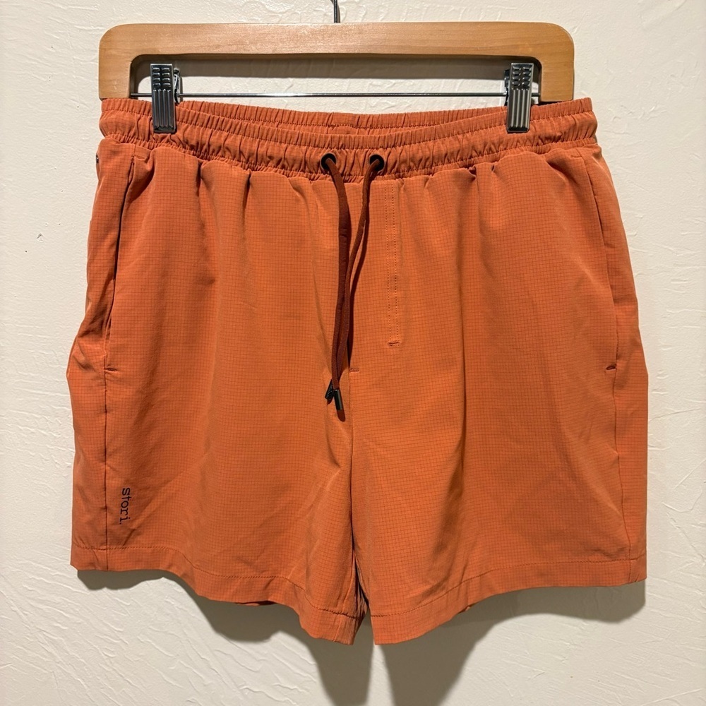 Stori Men’s Lined Athletic Shorts